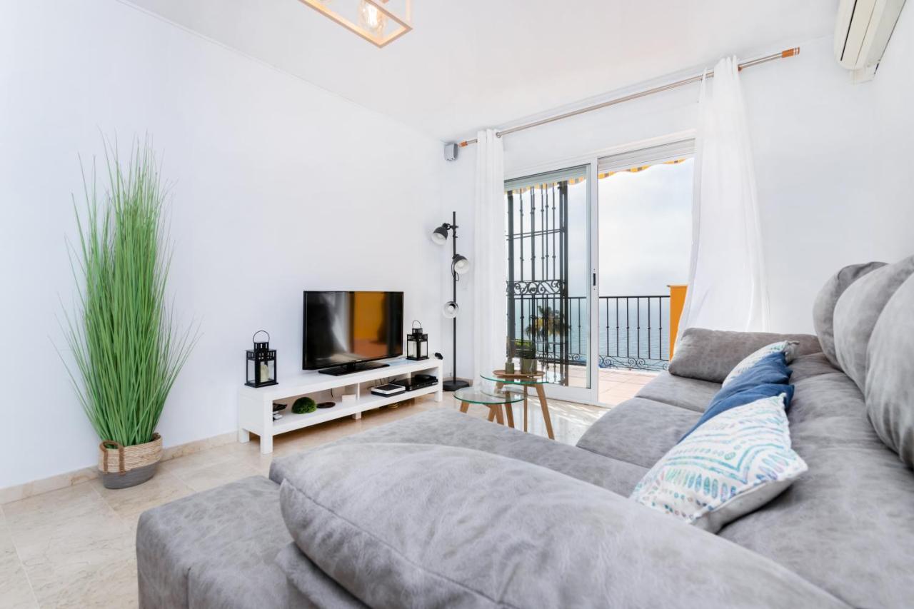 דירות בנאלמדנה Sea Views Carvajal מראה חיצוני תמונה